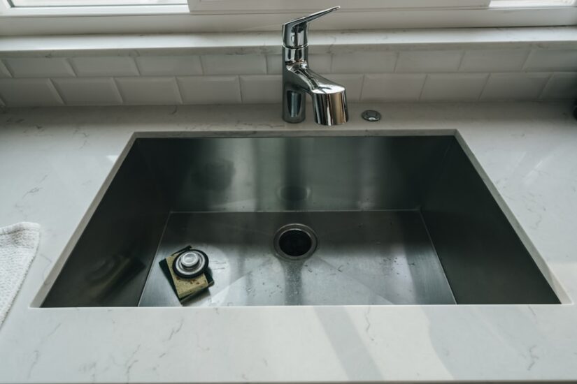 install new kitchen sink faucet